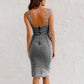 💙2026 Nyinkommet - 50% rabatt🔥 Justerbart axelbands U-ringad slitsad denim bodycon cami klänning