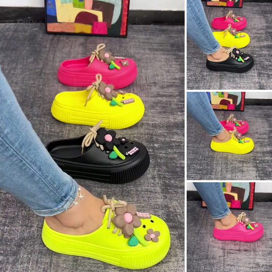 💖50% RABATT🌈Andningsaktiva tofflor för kvinnor med blomdekoration🌴