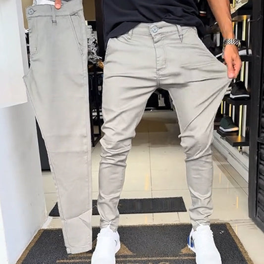Slim-fit casualbyxor i enfärgat tyg för herr