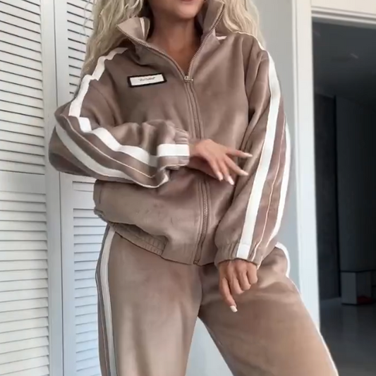 Tvådelat set med jacka och byxor med elastisk midja i färgblock för damer